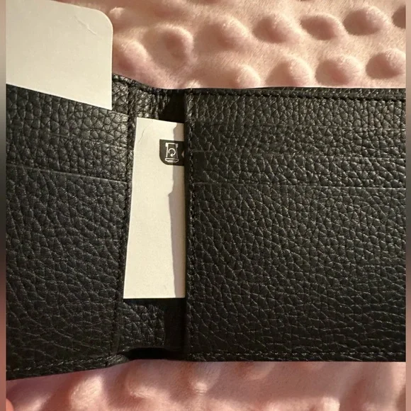 Off-white - Picture 4 of 10